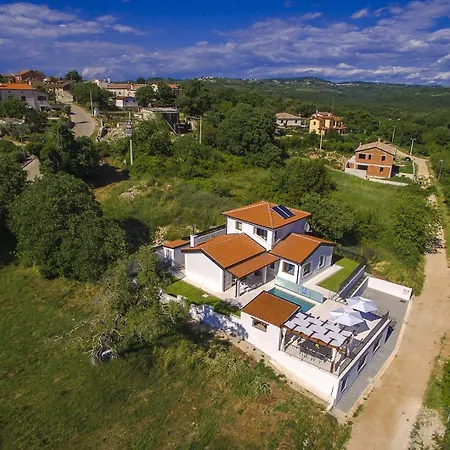 Villa Gloria *