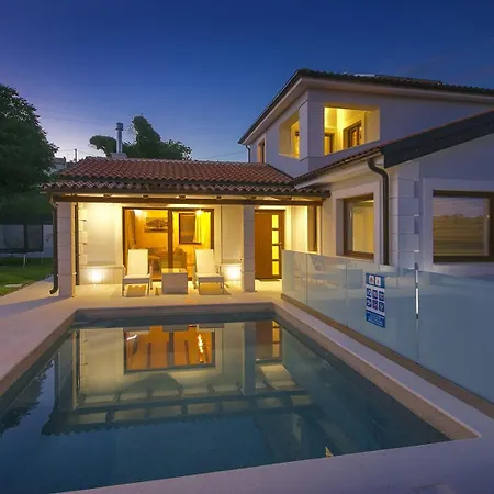 Gloria * Nova Vas (Brtonigla)